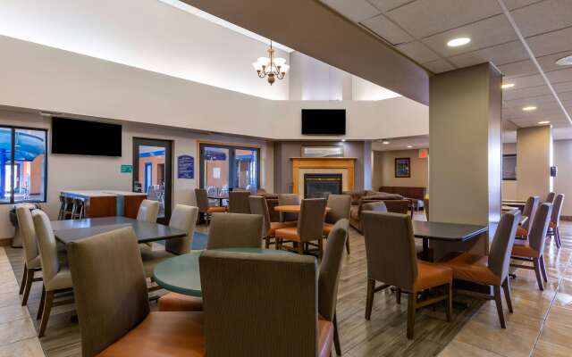 Howard Johnson by Wyndham Billings