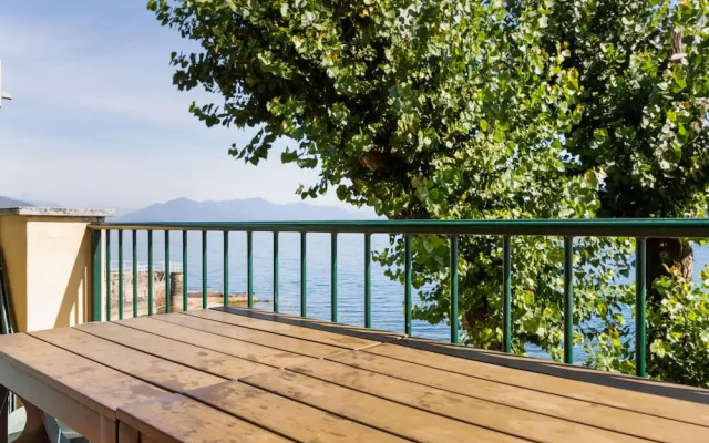 Residence Located on the Shores of Lake Maggiore
