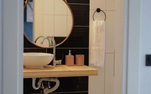 Lb Boutique Hotel