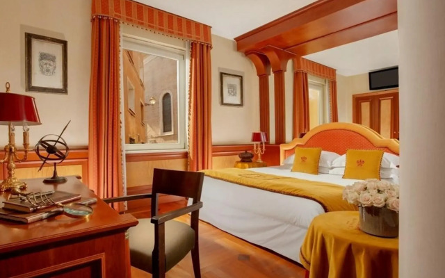 Hotel Raphaël – Relais & Châteaux