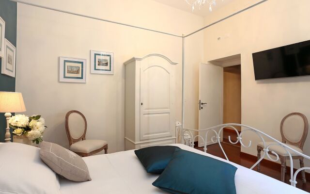 Avignonesi Suites - Domus Collection