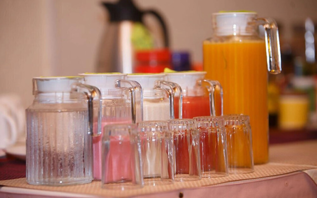 Shangri-La Fortune Hotel