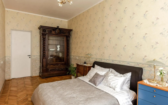 RentDaySpb (РэнтДэйСпб) на проспекте Невский