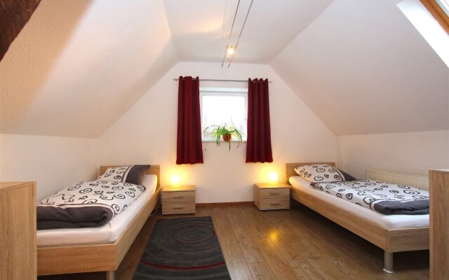 Private Apartment Am Kanal