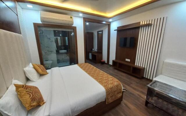 HOTEL The Rich Grand