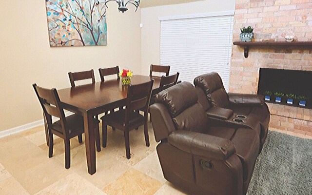4Bdrm 2Bath 4Beds - Richmond