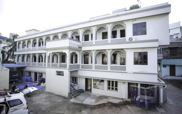 Sri Subbiah Inn By OYO Rooms