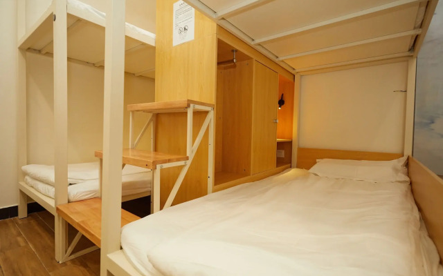 Shanghai Meego Youth Hostel