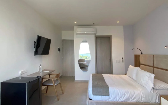 w Grandiose 2BR w Lovely Terrace in CTG