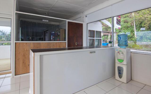 OYO 1677 Gapura Hotel