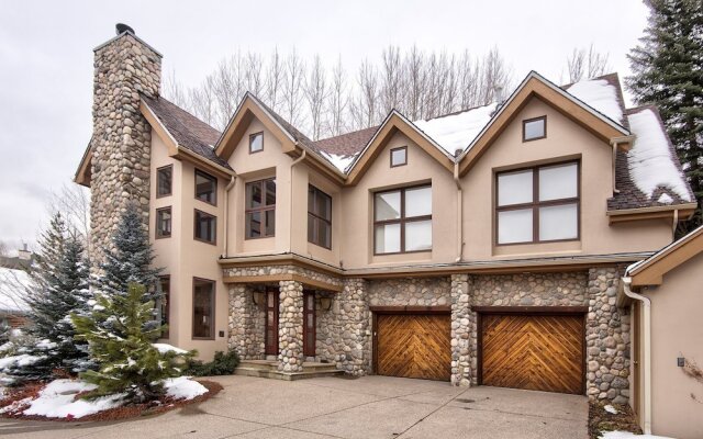 Vermont Road Chalet