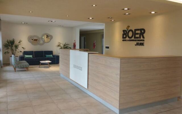 Boer Hotel y Centro de Eventos