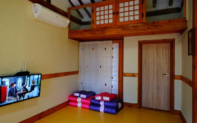 Jeonju Beautiful Garden Hanok Guesthouse