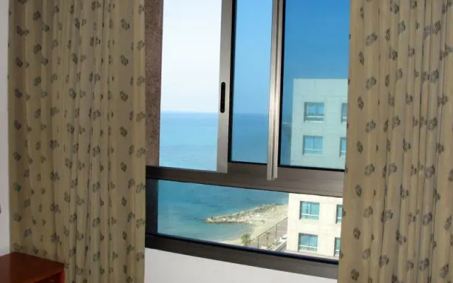 Apartment on the Beach