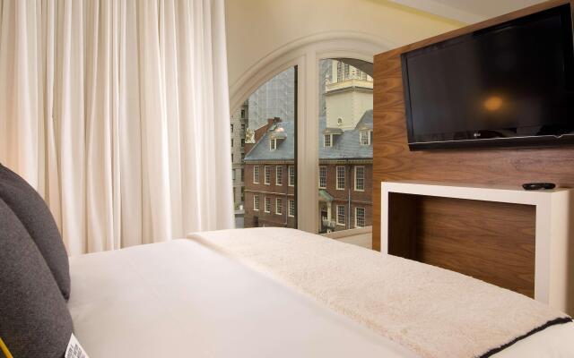 The Ames Boston Hotel, Curio Collection by Hilton