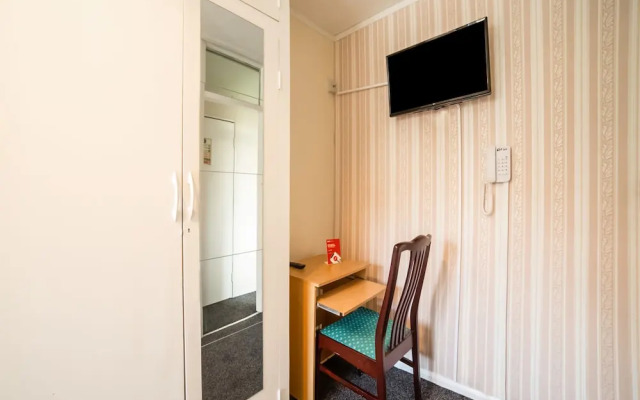 OYO Devine Beach Hotel, Westcliff Southend-On-Sea