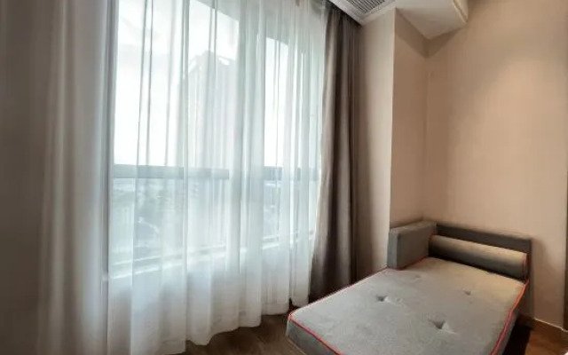 Tongbai Yun Hotel (Anqing Duxiu Avenue Greenland New Metropolis Branch)