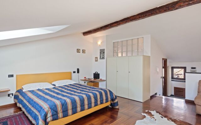 Pleasant Apartment in Sarzana With Roof Terrace