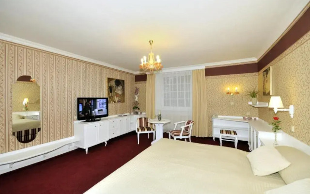 Hotel Ostrov