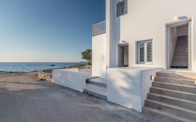 Milos Waves Luxury Apartments