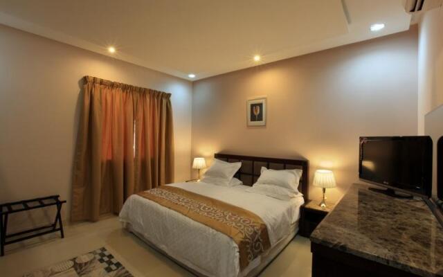 Wonder Plaza Suites