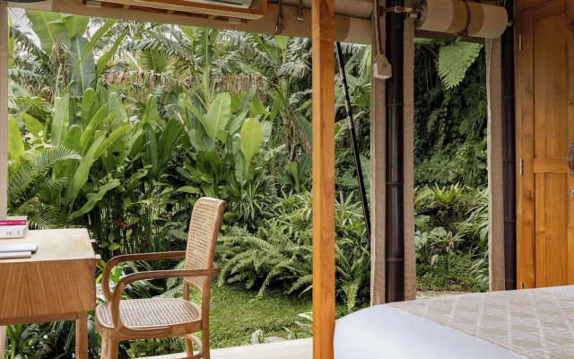 Nadi Nature Resort - Adults Only