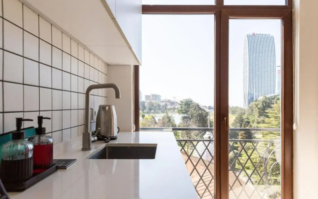 Cozy 1BR Apt Old Batumi