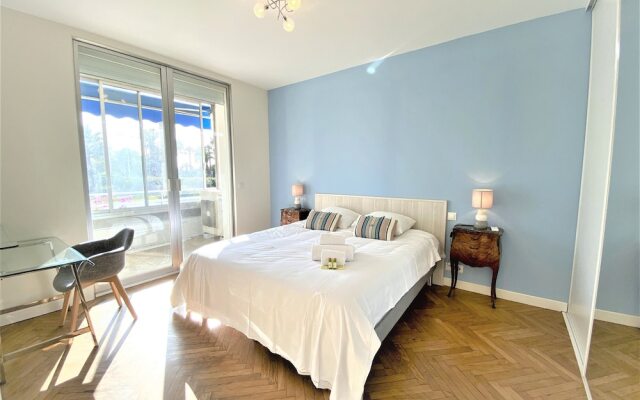 Viva Riviera Sunny 3 Bedrooms 2 Bathrooms Croisette