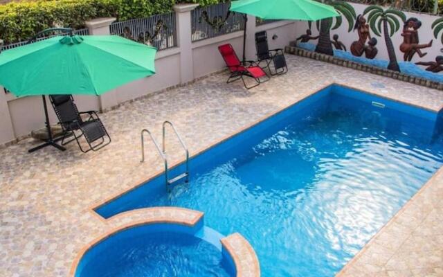 Zircon Hotel Gh