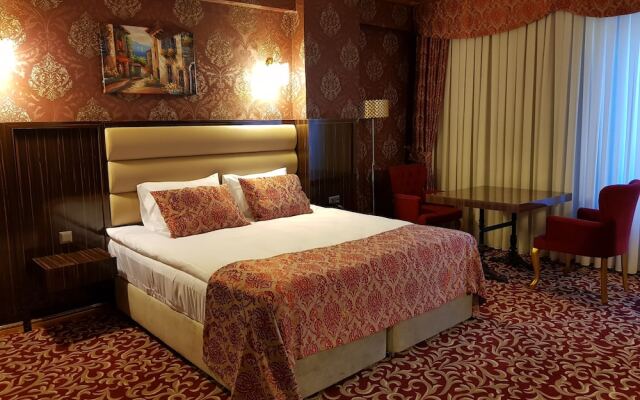 Savona Otel