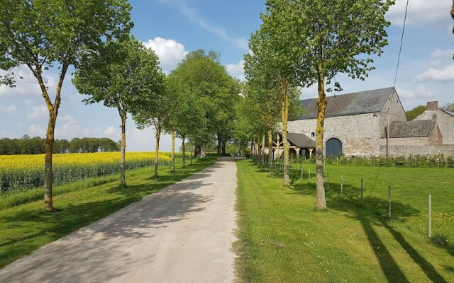 Cozy Farmhouse in Gesves With Covered Terrace