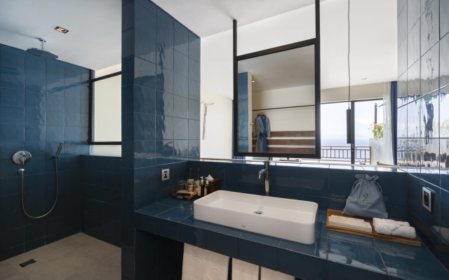 Adiwana Warnakali Resort