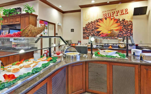 Staybridge Suites Rochester University by IHG