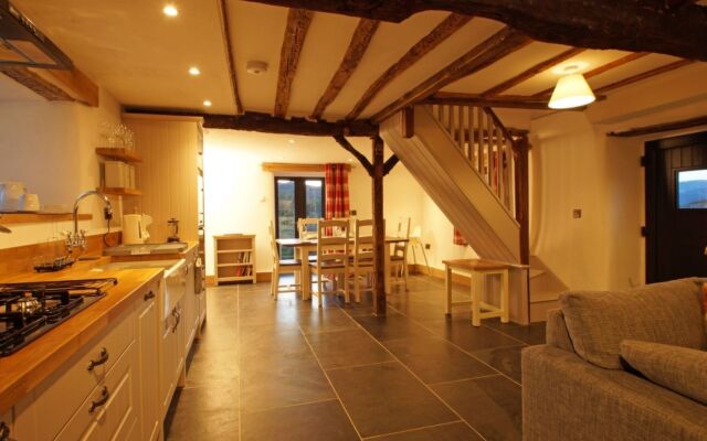 Holiday Home Bwthyn Braf