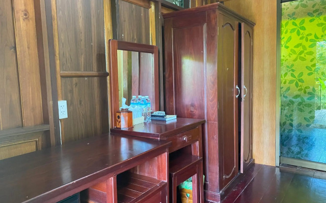 Tharathip Resort