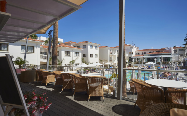 King Jason Paphos - Designed for Adults By Louis Hotels