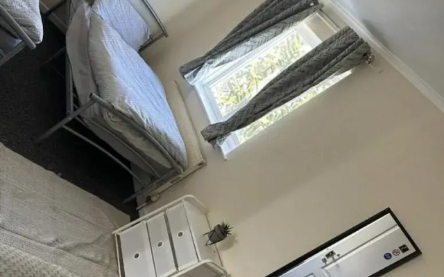 Essence Accommodation Bed  Breakfast