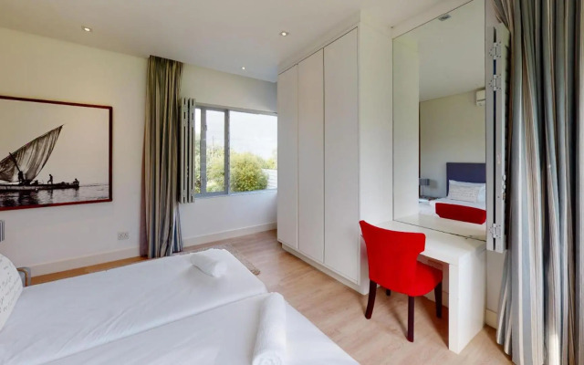 Stamford on Sea by Top Destinations Rentals