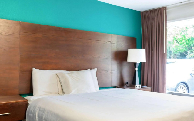 Rodeway Inn
