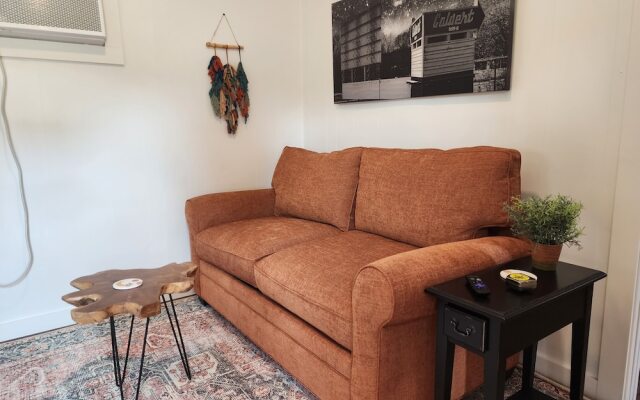 The Lakehouse Inn at Sledd Creek