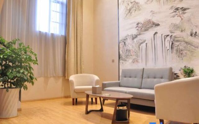 Xiangsheng Xinyi Hotel (Liansheng Happy City Jiujiang No.3 Middle School)