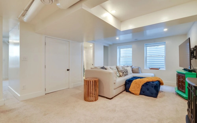 Spacious Minneapolis Home - 2 Mi to Downtown!