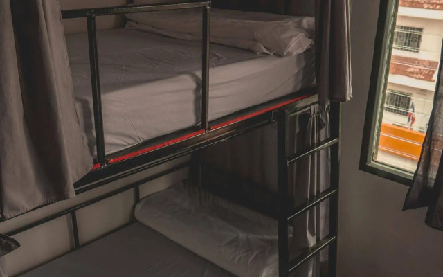 Sleepaholic Hostel