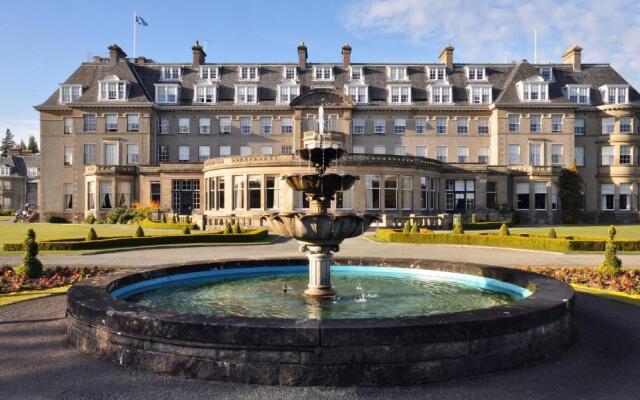 High Street, Stylish City Centre Apartment, 3 Bed