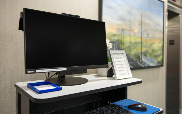 Campus Tower Suite Hotel