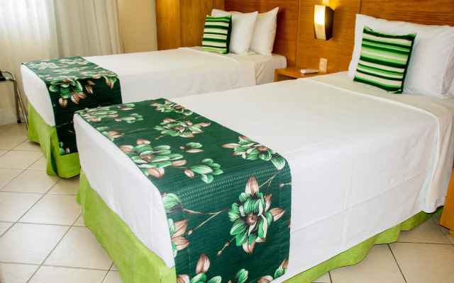 Quality Hotel And Suites Natal