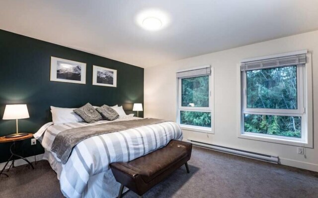 Alpine Escape by Revelstoke Vacations