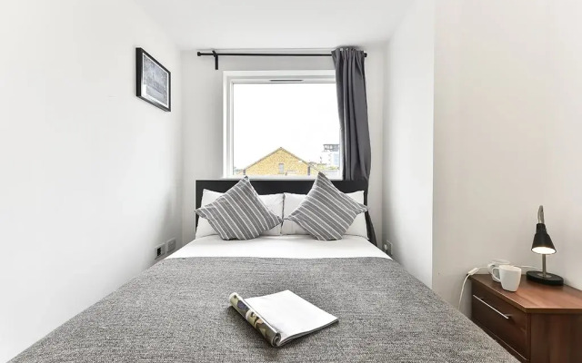 Deluxe London Bridge Apartment