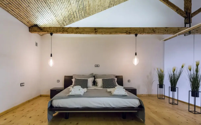 Aigli Seafront Loft-Bespoke Design Gem