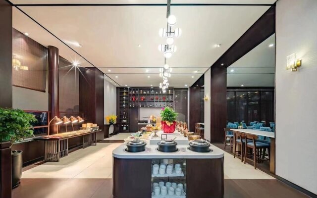 UrCove by Hyatt Shanghai Jinqiao Center